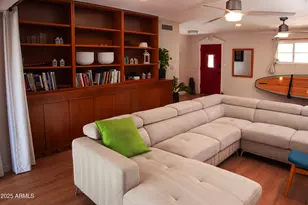 1326 E Earll Dr, Phoenix, AZ 85014 - Photo 9