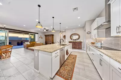 13186 N Humphreys Peak Drive, Oro Valley, AZ 85755 - Photo 11