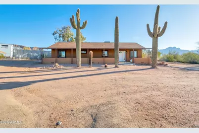 4253 N Plaza Drive, Apache Junction, AZ 85120 - Photo 1