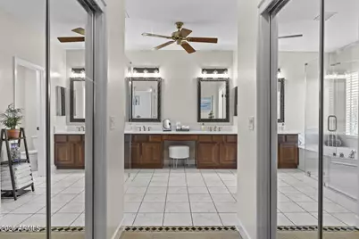 5548 E Via Montoya Drive, Phoenix, AZ 85054 - Photo 21