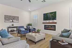 5548 E Via Montoya Dr, Phoenix, AZ 85054 - Photo 11