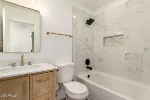 3129 E Oraibi Dr, Phoenix, AZ 85050 - Photo 23