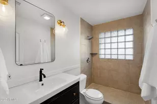 3420 N 45th St, Phoenix, AZ 85018 - Photo 37