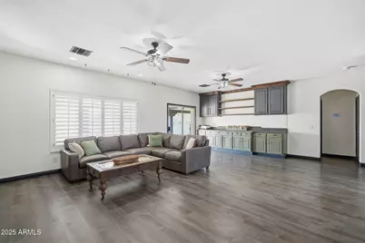 19623 W Meadowbrook Avenue, Litchfield Park, AZ 85340 - Photo 3