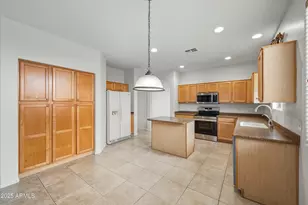 2707 E Darrel Rd, Phoenix, AZ 85042 - Photo 15