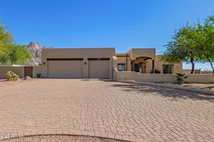 945 N Mountain View Rd, Apache Junction, AZ 85119 - Photo 1