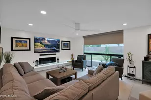 4834 E Earll Dr E, Phoenix, AZ 85018 - Photo 11