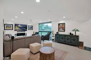 4834 E Earll Dr E, Phoenix, AZ 85018 - Photo 5