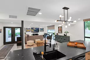 4834 E Earll Dr E, Phoenix, AZ 85018 - Photo 15