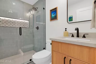 4834 E Earll Drive E, Phoenix, AZ 85018 - Photo 37