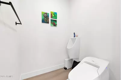 4834 E Earll Drive E, Phoenix, AZ 85018 - Photo 29