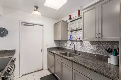 17611 N 102nd Drive, Sun City, AZ 85373 - Photo 11