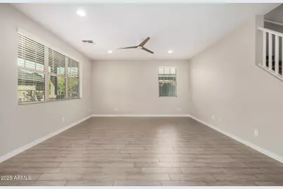 242 N Crosscreek Drive, Chandler, AZ 85225 - Photo 7