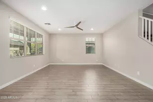 242 N Crosscreek Dr, Chandler, AZ 85225 - Photo 7