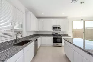 14643 W Sand Hills Rd, Surprise, AZ 85387 - Photo 11