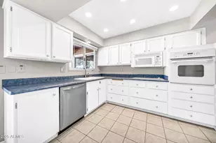 13006 W Desert Glen Dr, Sun City West, AZ 85375 - Photo 23