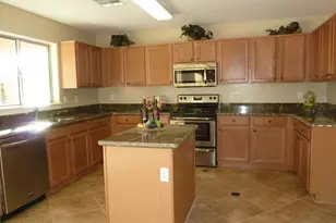 17219 W Hilton Ave, Goodyear, AZ 85338 - Photo 9