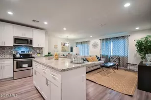 5731 S 12th Ln, Phoenix, AZ 85041 - Photo 1