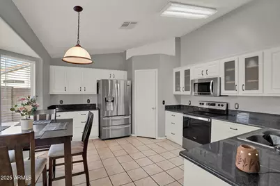 3058 E Erie Street, Gilbert, AZ 85295 - Photo 11