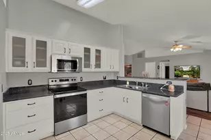 3058 E Erie St, Gilbert, AZ 85295 - Photo 9