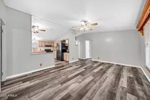 19401 N 7th St, Phoenix, AZ 85024 - Photo 5