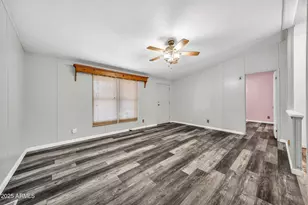 19401 N 7th St, Phoenix, AZ 85024 - Photo 9