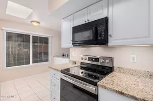 13019 W Rampart Dr, Sun City West, AZ 85375 - Photo 9