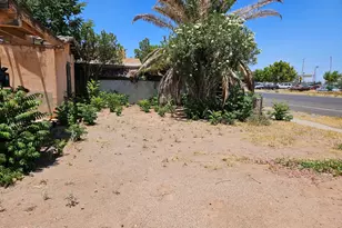 325 E 8th St, Douglas, AZ 85607 - Photo 13