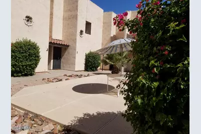 4747 N 14th Street #J, Phoenix, AZ 85014 - Photo 1