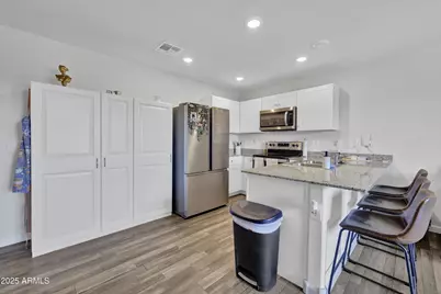 466 Baskin Drive, Morristown, AZ 85342 - Photo 5