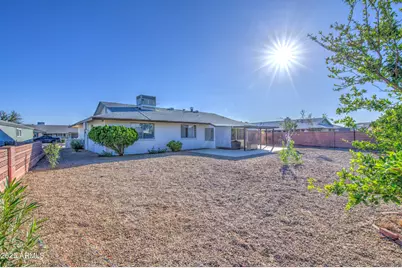 10240 W Concord Avenue, Sun City, AZ 85351 - Photo 21