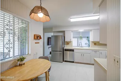 10240 W Concord Avenue, Sun City, AZ 85351 - Photo 35