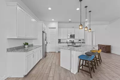 3922 E Kenley Lane, San Tan Valley, AZ 85143 - Photo 9