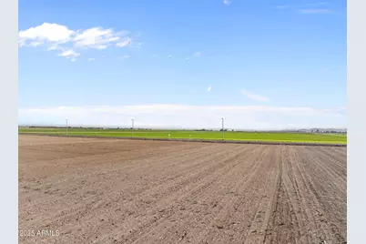 712X S Dean Road #1, Buckeye, AZ 85326 - Photo 13