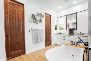 28638 N 68th Dr, Peoria, AZ 85383 - Photo 29