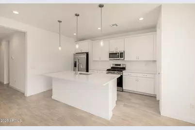 5335 W Las Palmaritas Drive, Glendale, AZ 85302 - Photo 9