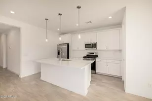 5335 W Las Palmaritas Dr, Glendale, AZ 85302 - Photo 9