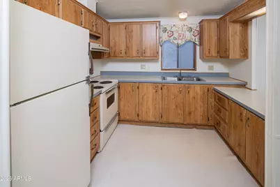 1863 E Torrey Pines Lane, Chandler, AZ 85249 - Photo 3