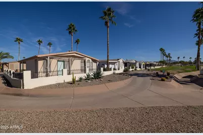 1863 E Torrey Pines Lane, Chandler, AZ 85249 - Photo 17