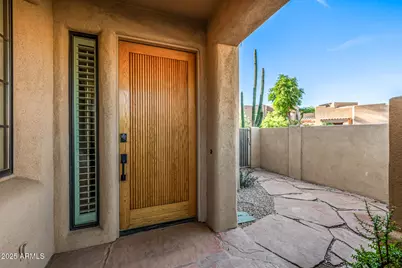 8323 E Las Estancias Street, Scottsdale, AZ 85250 - Photo 9