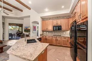 8323 E Las Estancias St, Scottsdale, AZ 85250 - Photo 19