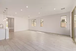 5338 W Royal Palm Rd, Glendale, AZ 85302 - Photo 9