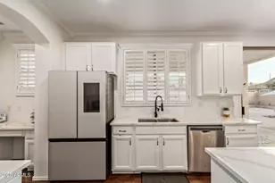 7411 S 25th Dr, Phoenix, AZ 85041 - Photo 15