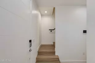 4220 N 32nd St, Phoenix, AZ 85018 - Photo 5