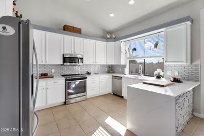 907 E Carlise Road, Phoenix, AZ 85086 - Photo 13