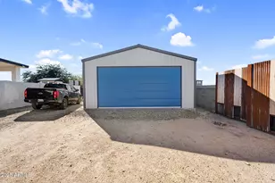 907 E Carlise Rd, Phoenix, AZ 85086 - Photo 51