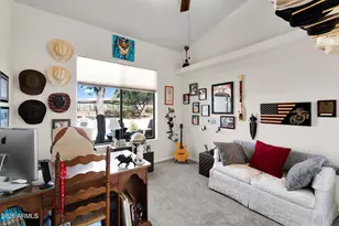 907 E Carlise Rd, Phoenix, AZ 85086 - Photo 29