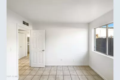 4244 E Saint Catherine Avenue, Phoenix, AZ 85042 - Photo 15