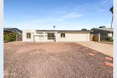 4244 E Saint Catherine Avenue, Phoenix, AZ 85042 - Photo 1