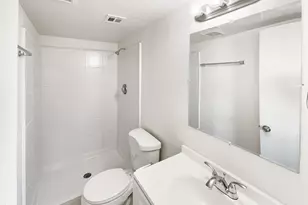 4244 E Saint Catherine Ave, Phoenix, AZ 85042 - Photo 5